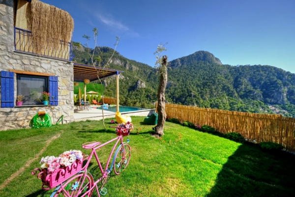 VİLLA PIERRE LEVISSI