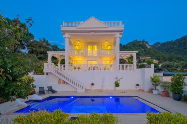 Villa Blanca