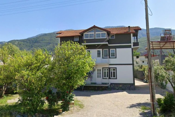 Solo Bellezza House