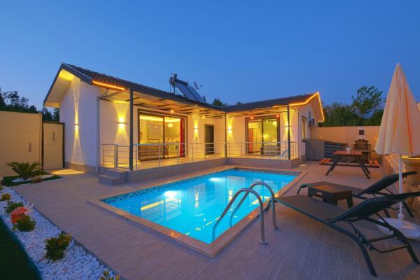 Villa Solo Time