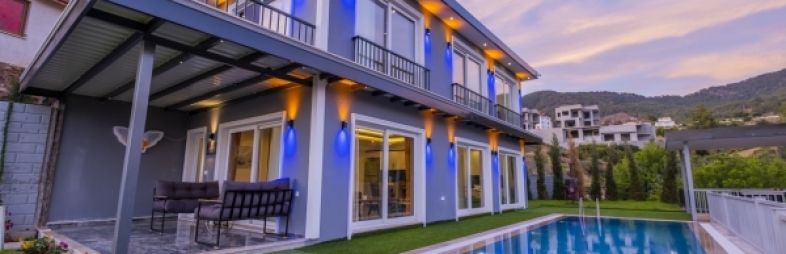 Villa con Piscina en Alquiler Diario en Fethiye Villa con Piscina en Alquiler Diario en Fethiye